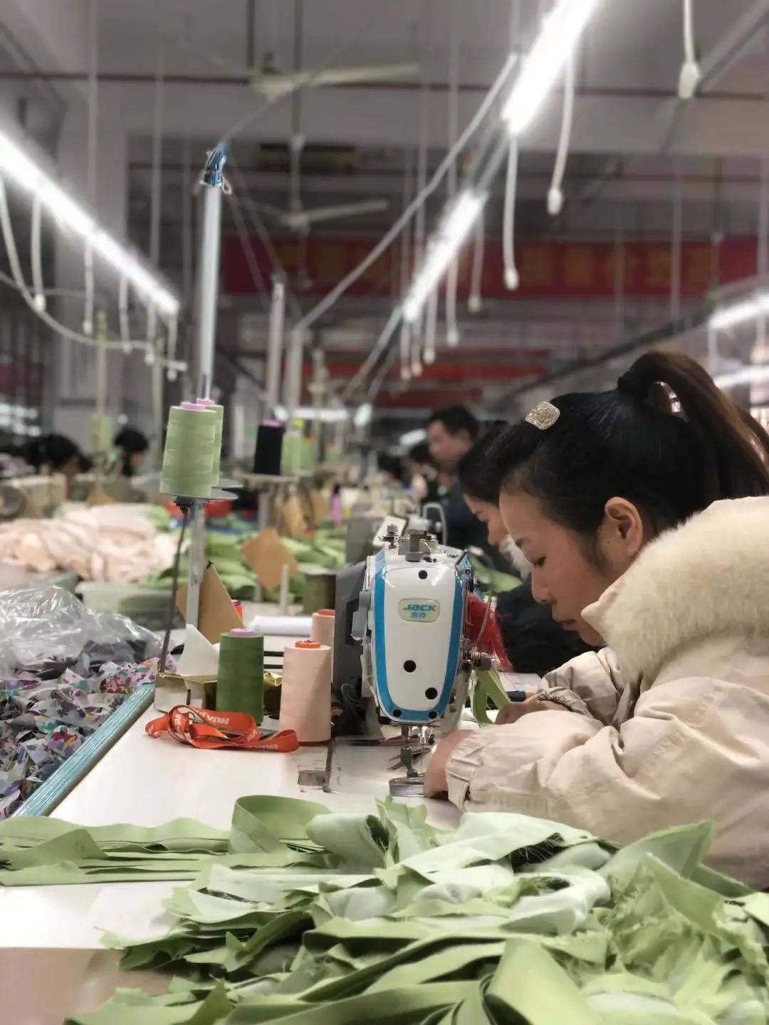 产热潮是时候展示真正的技术了！凯发一触即发纺织行业掀起开工生(图15)