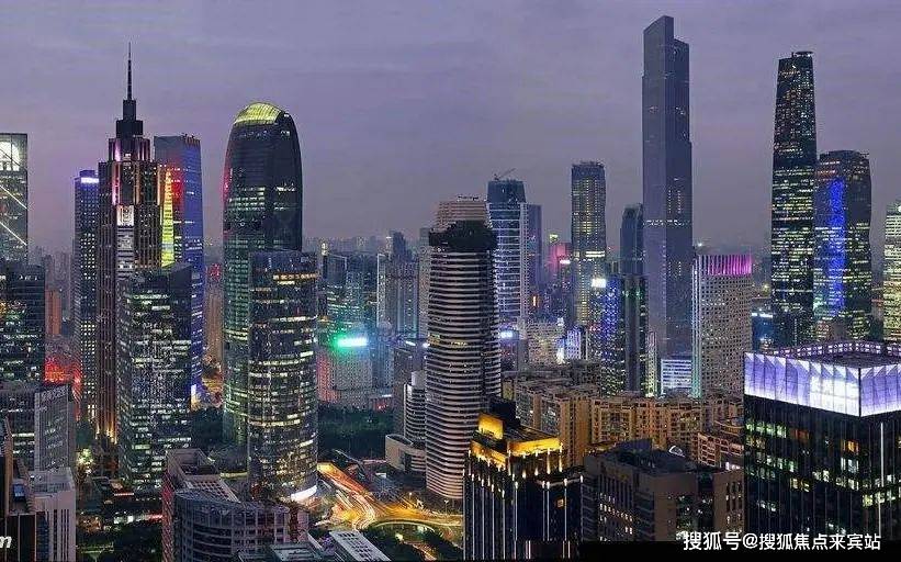 中心J公馆售楼处发布：奢享低密智能生活-凯发k8国际登录◈嘉裕中心J公馆 嘉裕(图2)